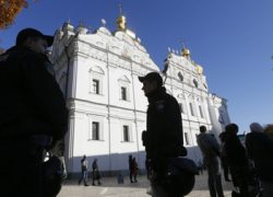 100 &laquo;семінаристів&raquo; закінчили вечір у столичній поліцейській дільниці