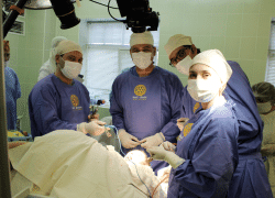 В Киеве с использованием 3D-имплантов  восстановили лица двум девочкам