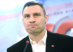 Кабмин прессует Кличко