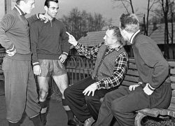 По чьим “конспектам” учился Лобановский?