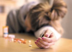 Школьницы гибнут, глотая таблетки для похудения