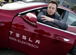 Компания Tesla Motors показала новую модель электрокара &ndash;  Tesla 3