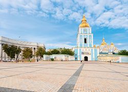 Михайловскую площадь полностью очистили от автомобилей