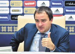 С турками можем сыграть в Харькове