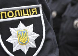Киевлянин ранил ножом двух мужчин возле станции метро «Голосеевская»