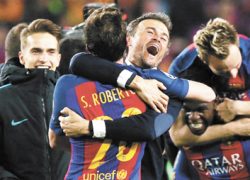 Болельщики ПСЖ требуют переиграть матч с &laquo;Барселоной&raquo;