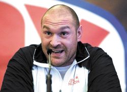 Тайсон Фьюри  завязал с боксом