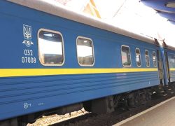 В Украине появились новые вагоны с удобствами в купе